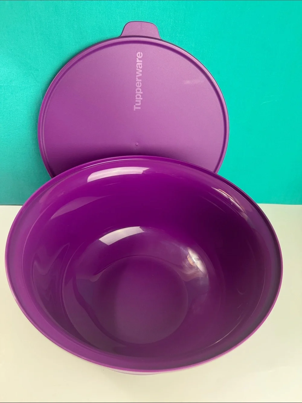 Tupperware Aloha Bowl 32 Cup 7.5L Eggplant Purple With Seal New
